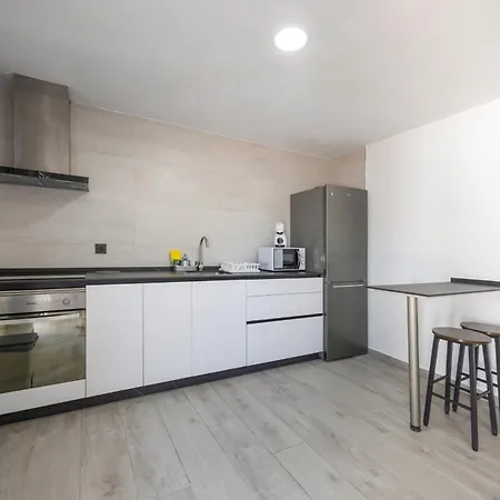 Con Piscina Y Barbacoa Апартаменты