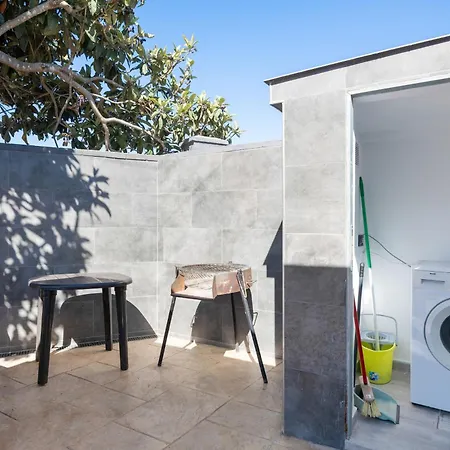 Con Piscina Y Barbacoa Апартаменты *
