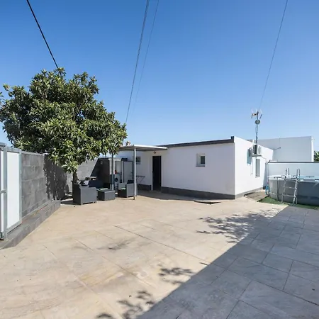 Con Piscina Y Barbacoa Апартаменты